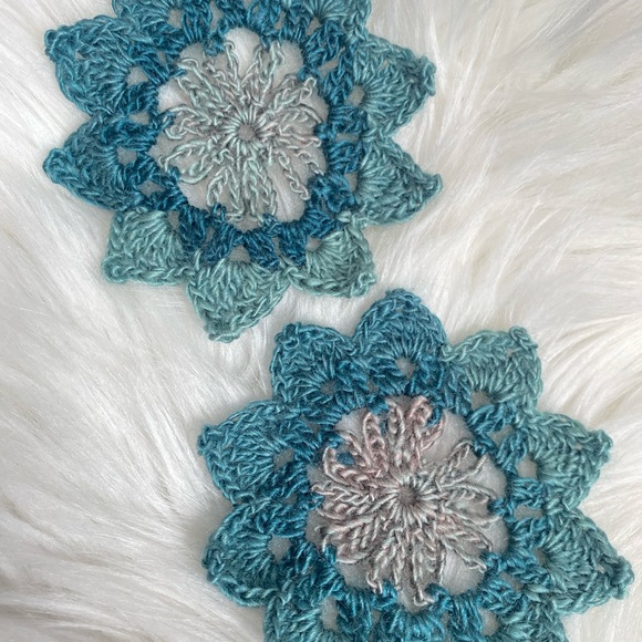 Crochet Floral Coasters Set of two - Picture 2 of 2